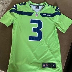 Seahawks football jersey men’s small 🏈